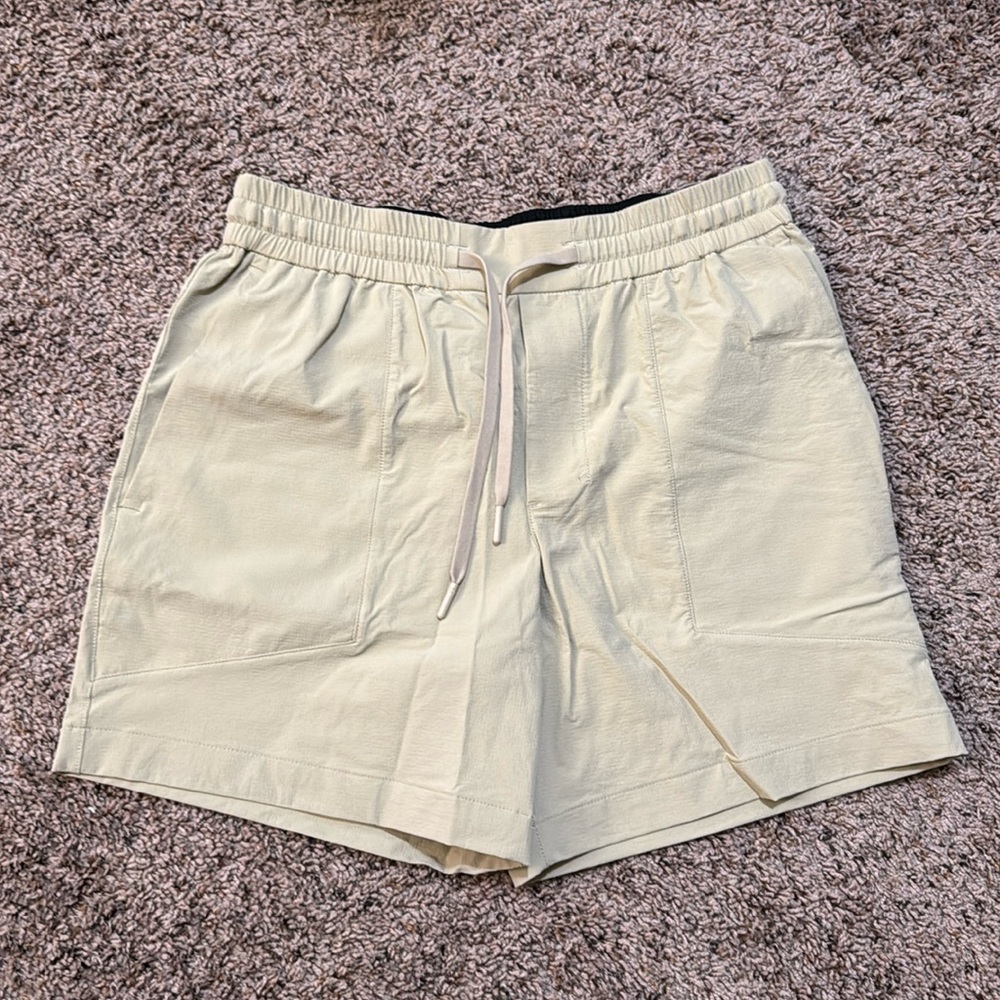 Lululemon Bowline Short 5”